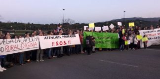 Protesta vecinal de Nuevo Roces y La Camocha