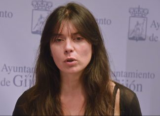 Luara Tuero en rueda de prensa