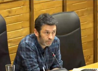 Podemos-Equo Xixón abre la puerta a que los establecimientos hosteleros puedan instalar terrazas en la calzada Juan Chaves, en el Pleno